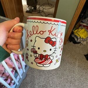 Hello kitty Christmas mug